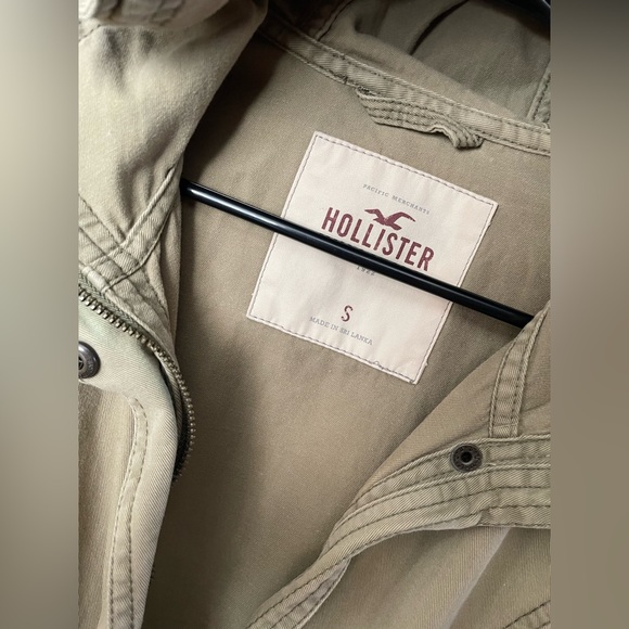 Hollister Jacket - Picture 2 of 4
